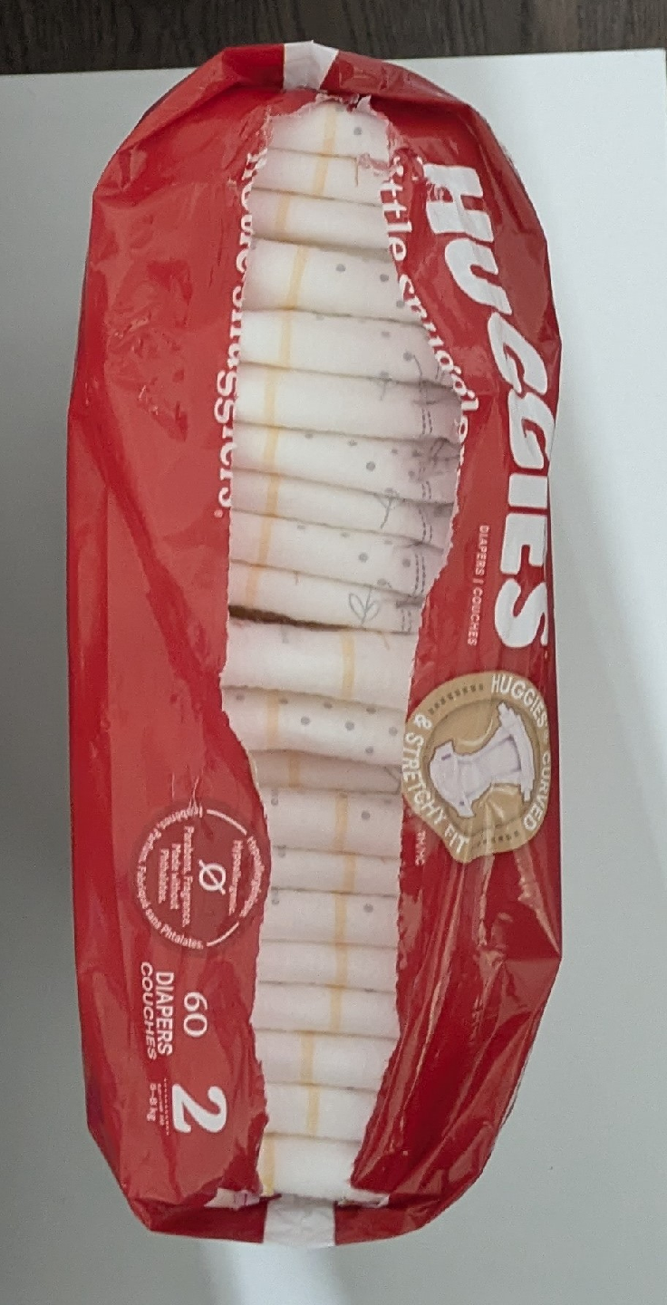 Huggies Snugglers Diapers 1/2+BONUS Royale Premium Diapers - photo 3