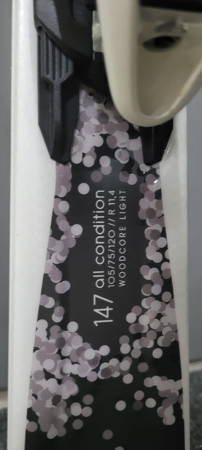 Volkl Essenza Viento 147 Women's Skis & Atomic boots size 23.5 - photo 3
