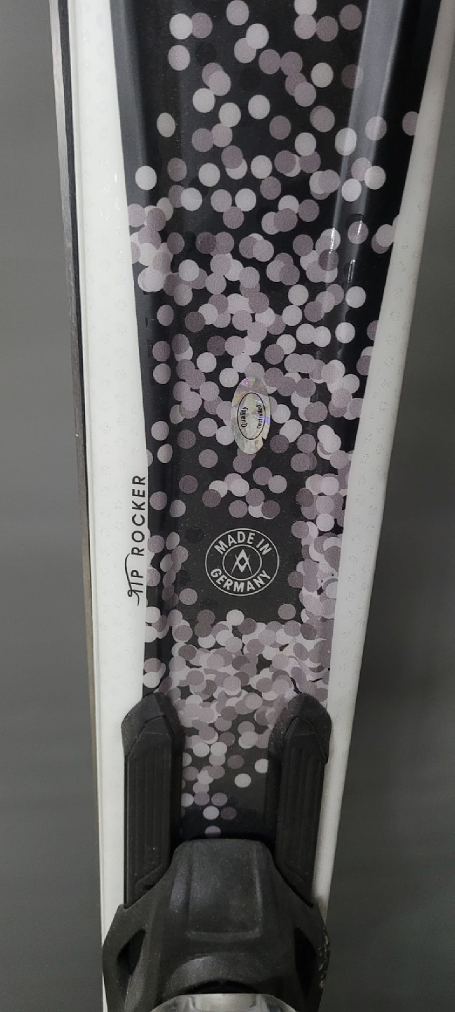 Volkl Essenza Viento 147 Women's Skis & Atomic boots size 23.5 - photo 5