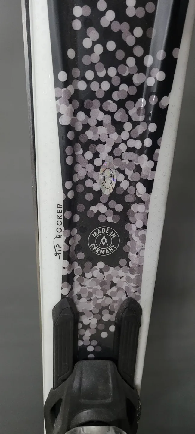 Volkl Essenza Viento 147 Women's Skis & Atomic boots size 23.5 image indicator(5)