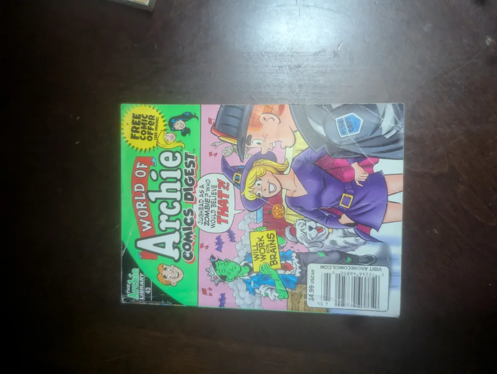 Archie Comics Digest Lot image indicator(2)