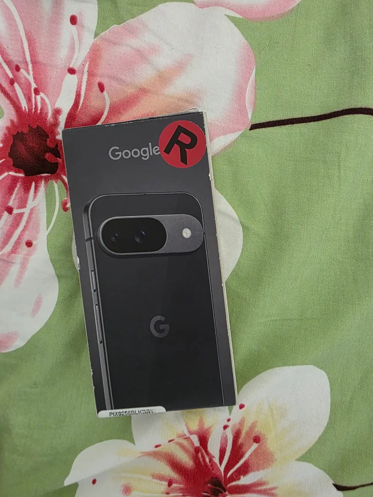 Google Pixel 9 - 256GB- Black - Like New! thumbnail