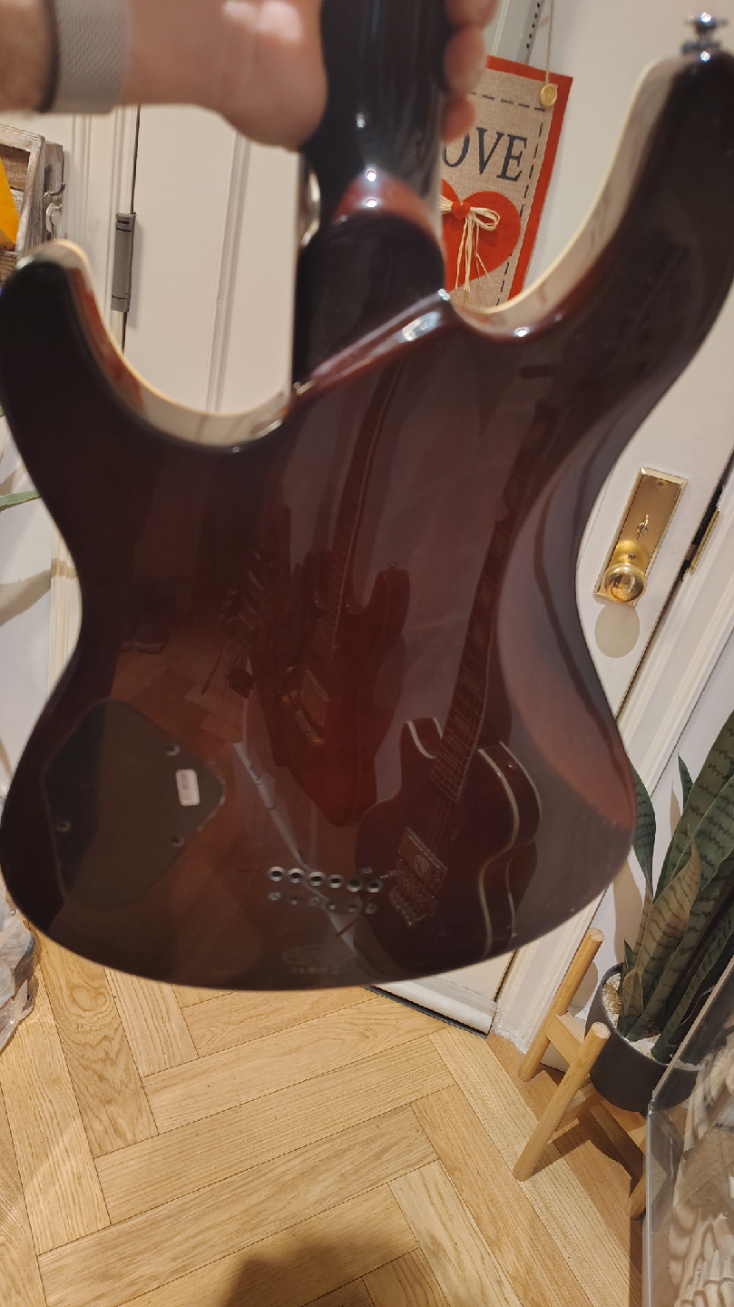 Yamaha Electric Guitar - photo 3