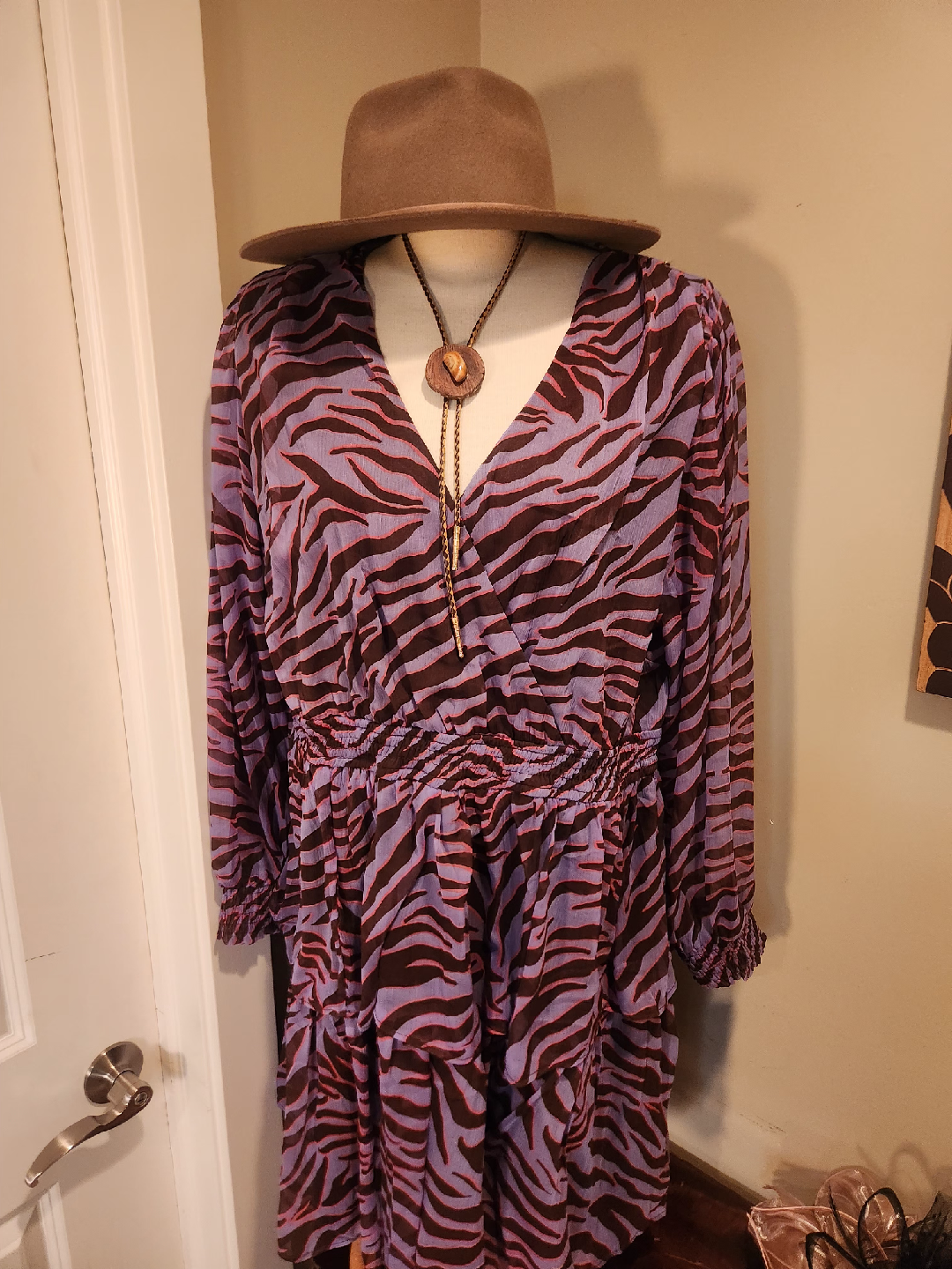 NEW WITH TAGS Long Sleeve Dress plus size 2x/3x