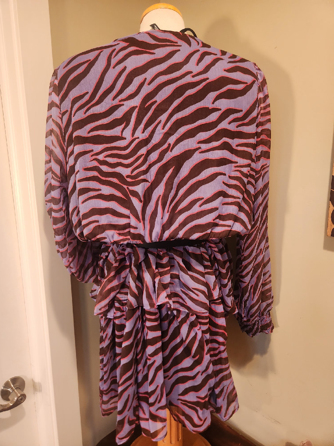 NEW WITH TAGS Long Sleeve Dress plus size 2x/3x - photo 2