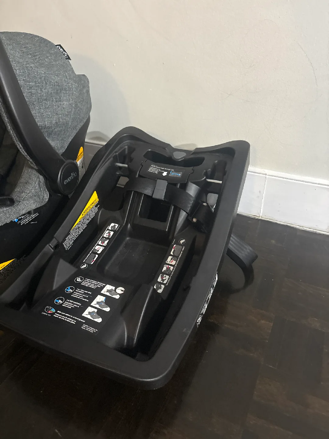 Evenflo Infant Car Seat with Base image indicator(3)