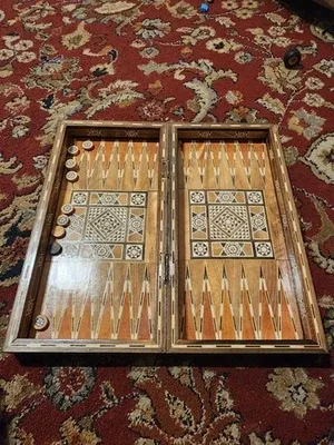 Handmade Wooden Backgammon Set image indicator(3)