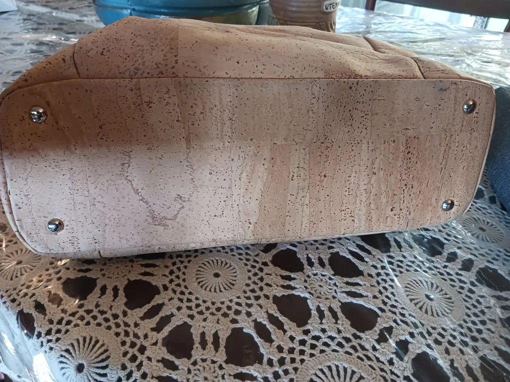 Natural Cork Shoulder Bag - Made in Portugal image indicator(5)