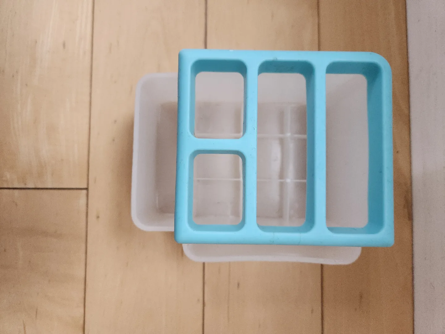 Turquoise & White Organizer image indicator(5)