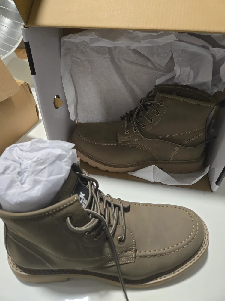 Blackwell Ethan-Gray Boots Size 10 - New in Box image indicator(3)