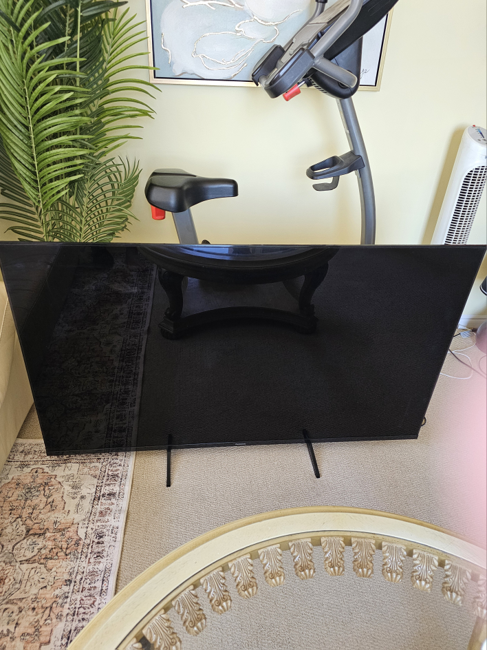 Panasonic TC-58GX700C 58" 4K LCD TV