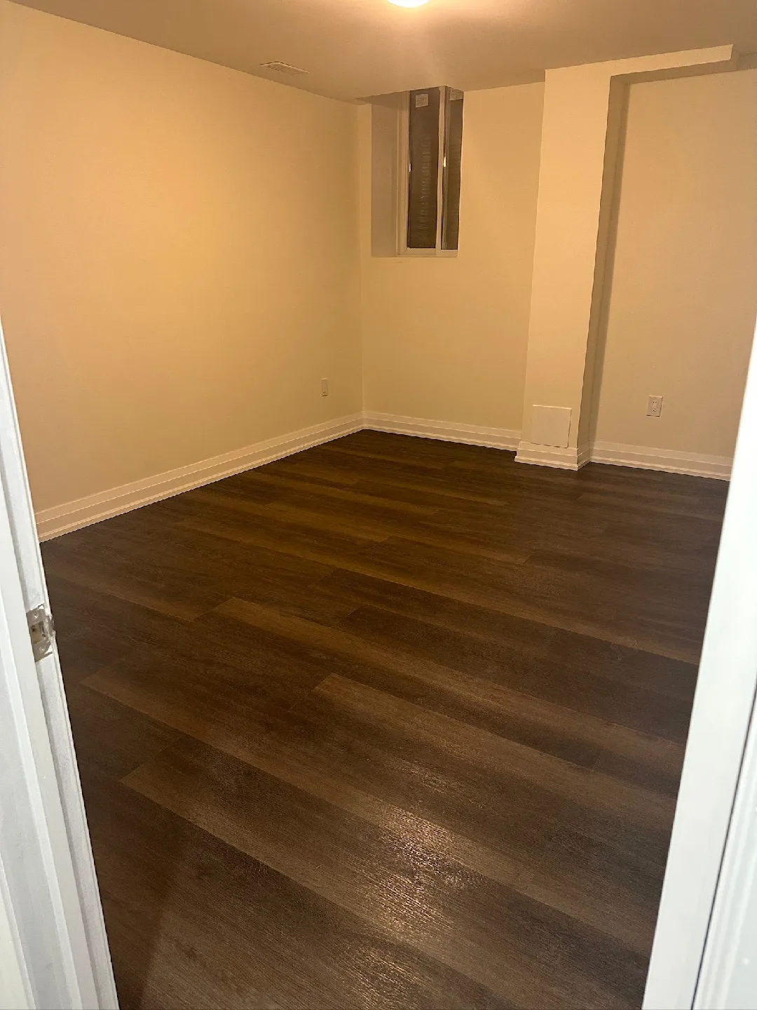 2 Bedroom Basement Apartment for Rent image indicator(2)