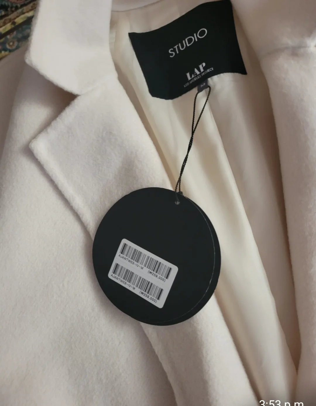 Studio LAP Los Angeles Project Cream Coat - Size M image indicator(2)