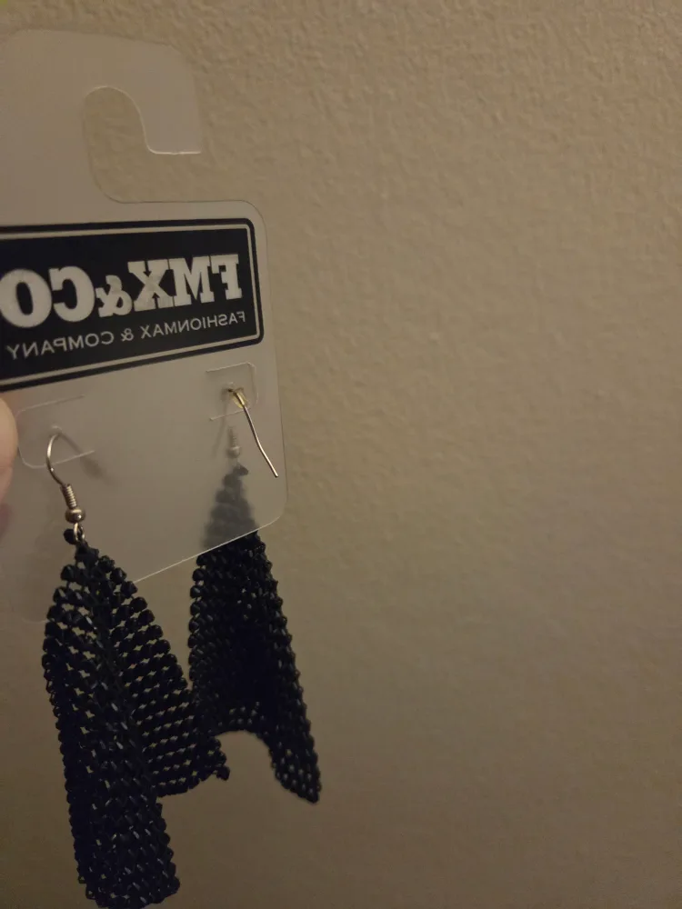 FMX&CO Black Earrings image indicator(2)