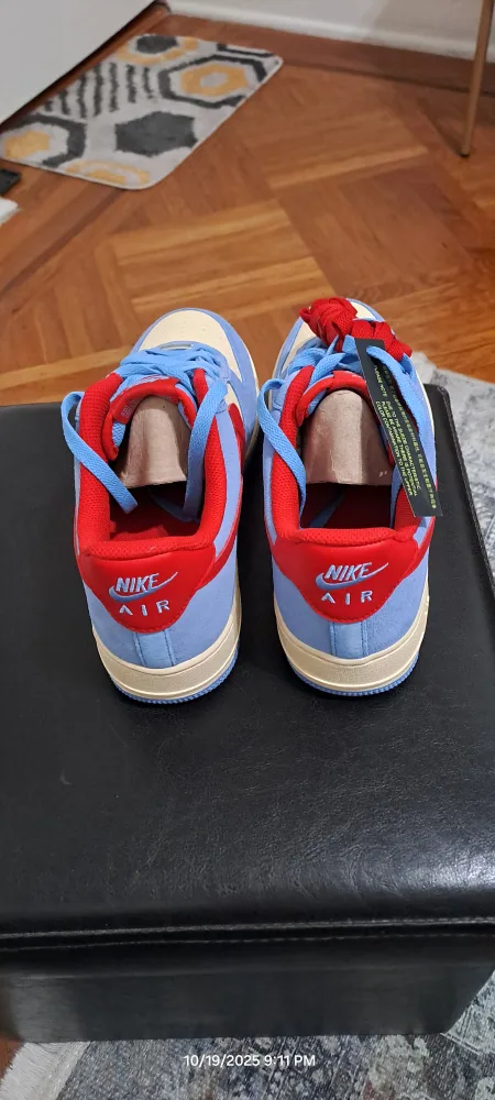 Nike Air Force 1 '07 LV8 University Blue Size 10.5 image indicator(4)