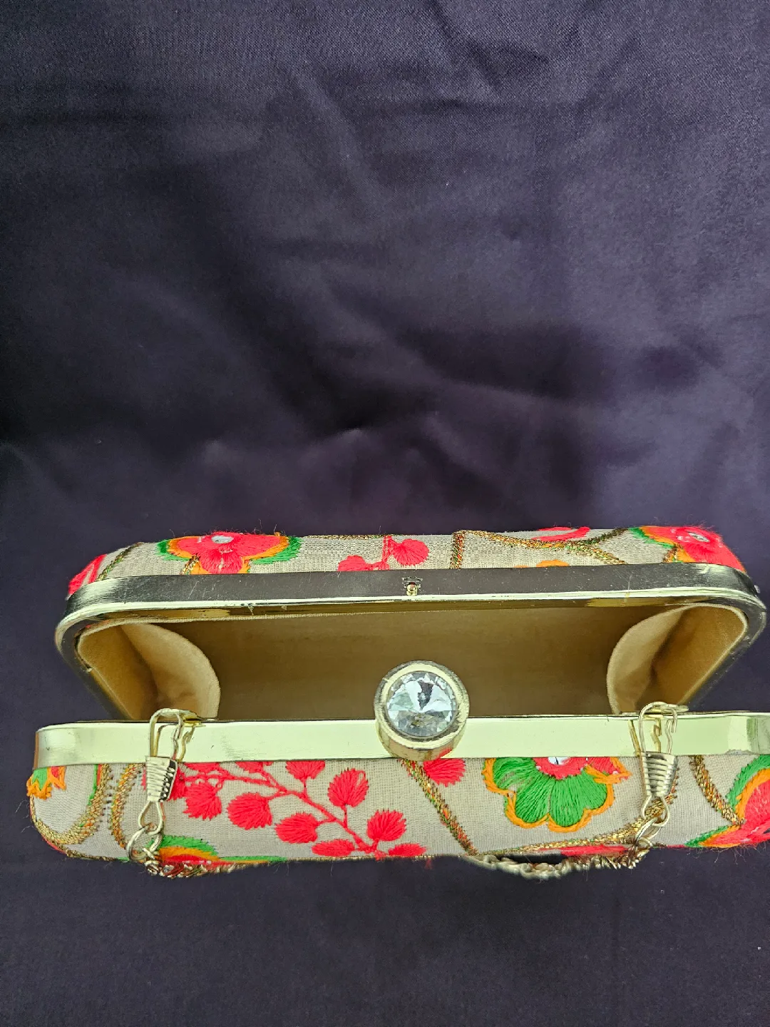 LIKE NEW - Floral Embroidered Clutch with Chain Strap image indicator(5)