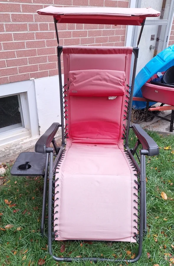 MUST GO ASAP!!! Uline Zero Gravity Lounge Chair - Red image indicator(2)