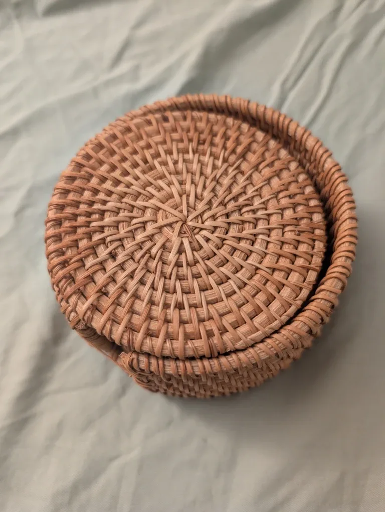 Set of 6 Rattan Coasters with Holder 3.94" image indicator(2)