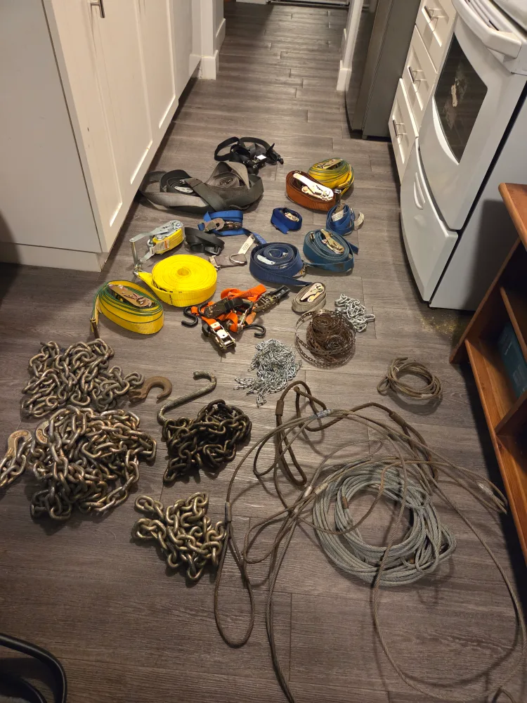 Assorted Tie Down Straps & Chains image indicator(10)