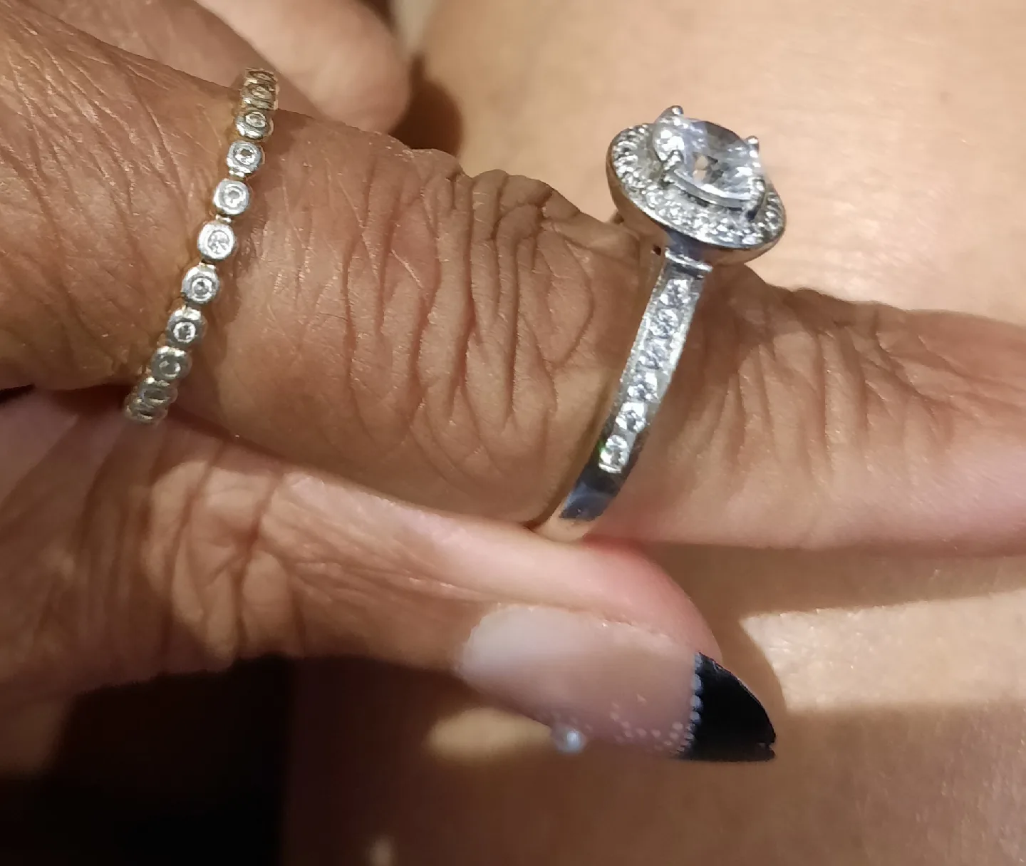 Auth GENUINE SOLID 1OK CZ WHITE GOLD HALO ENGAGEMENT RING image indicator(2)