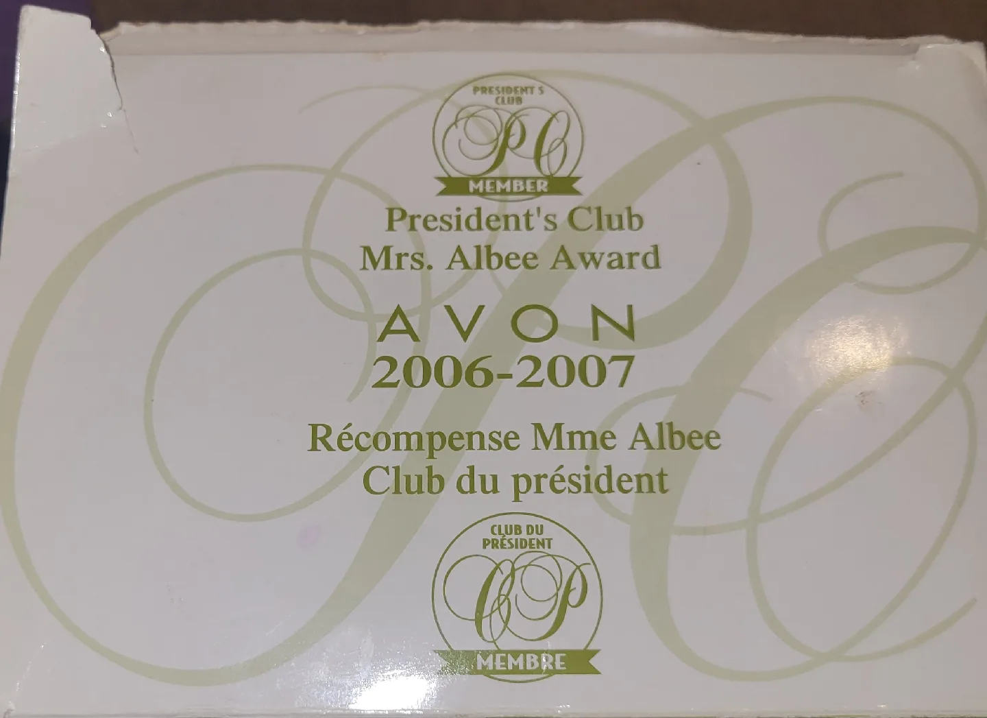 Avon President's Club Mrs. Albee Award Figurine image indicator(2)