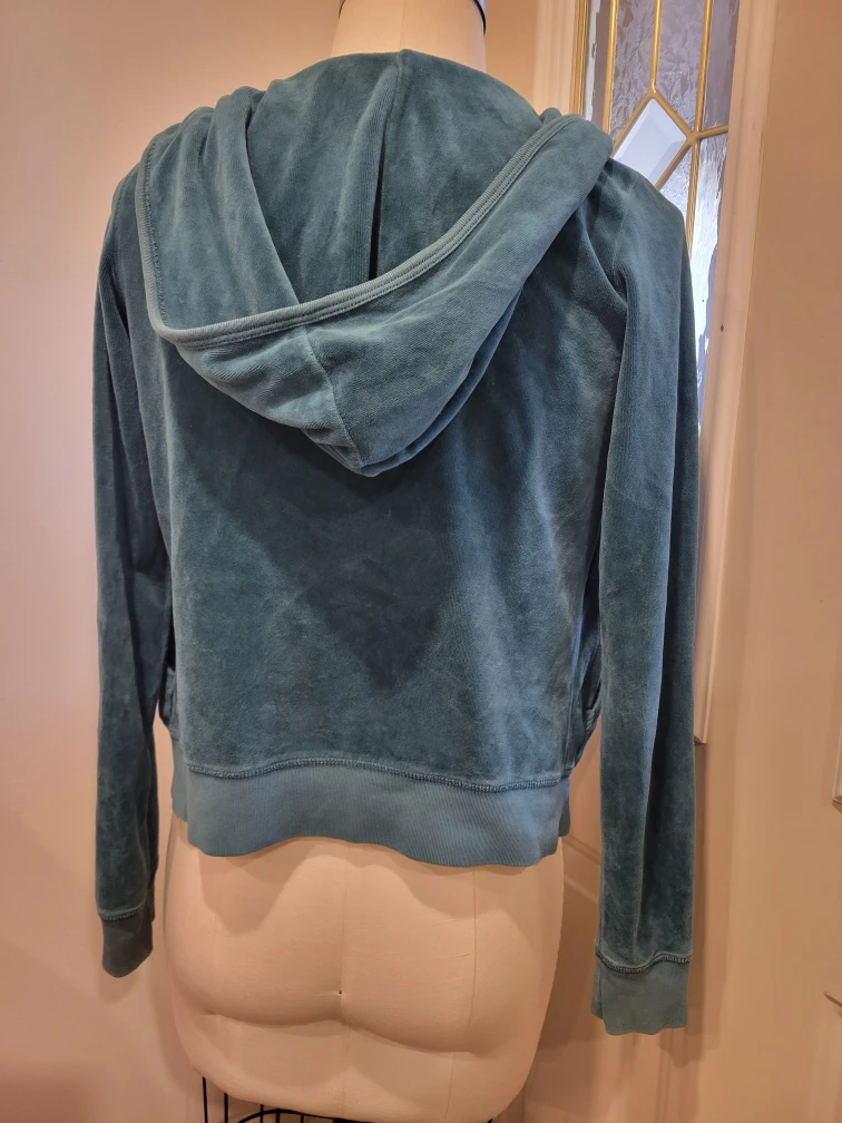 2 JUICY Couture zipper Sweaters $50 - photo 4
