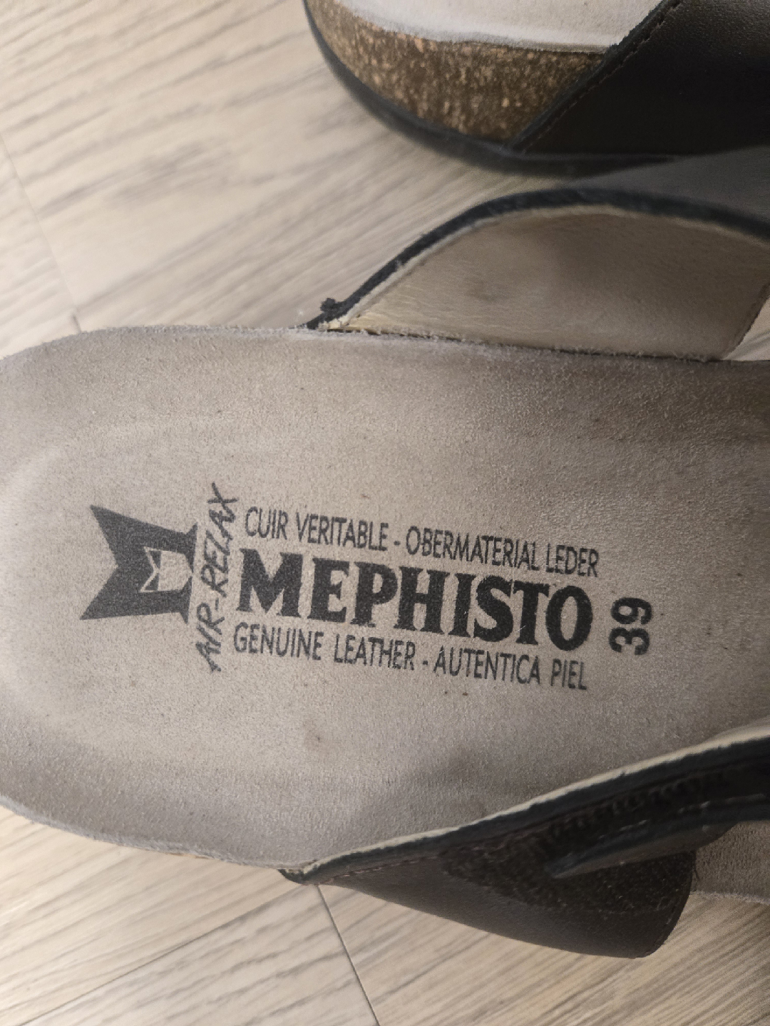 Mephisto Leather Sandals - Size 39 - photo 2