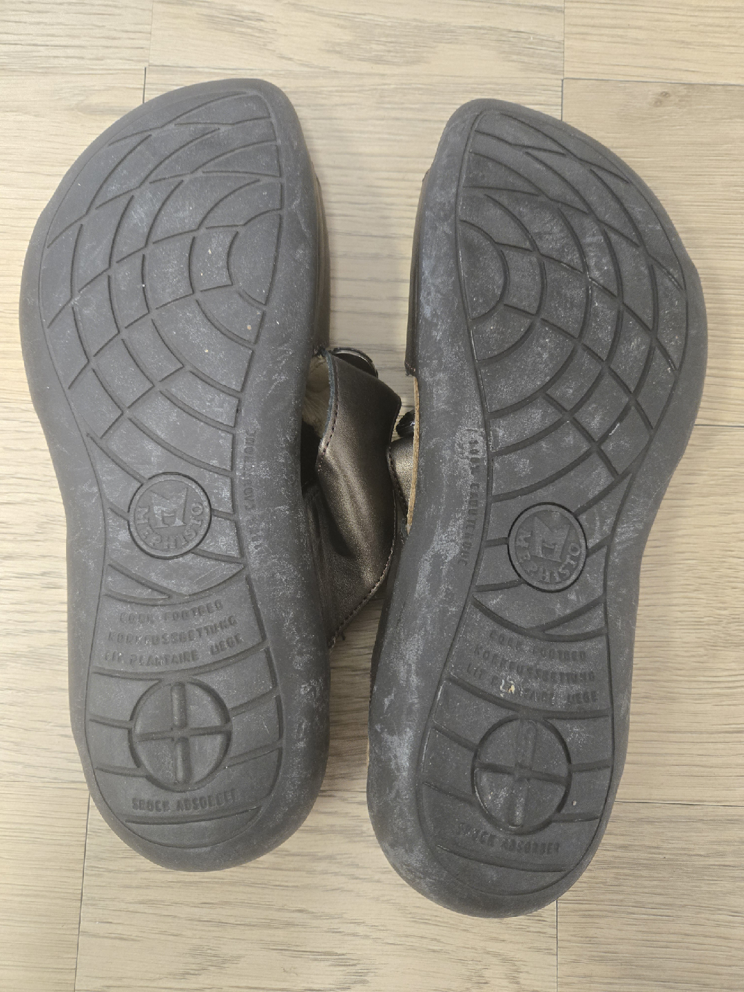 Mephisto Leather Sandals - Size 39 - photo 4