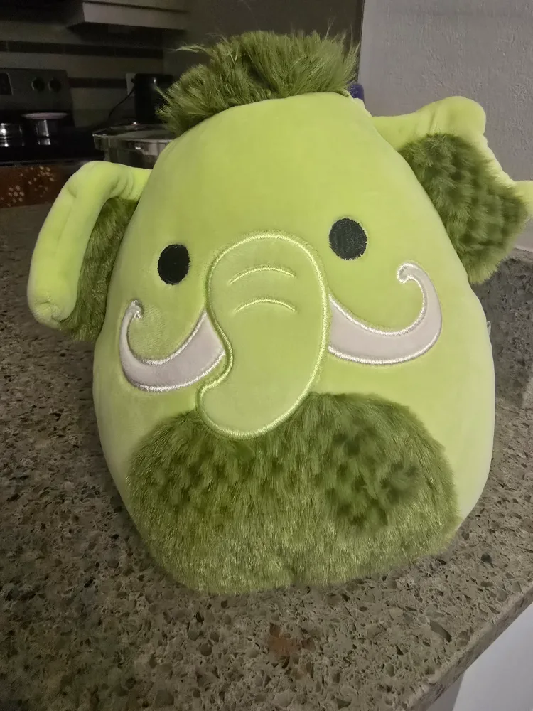 Squishmallows Archie the Axolotl Plush image indicator(2)