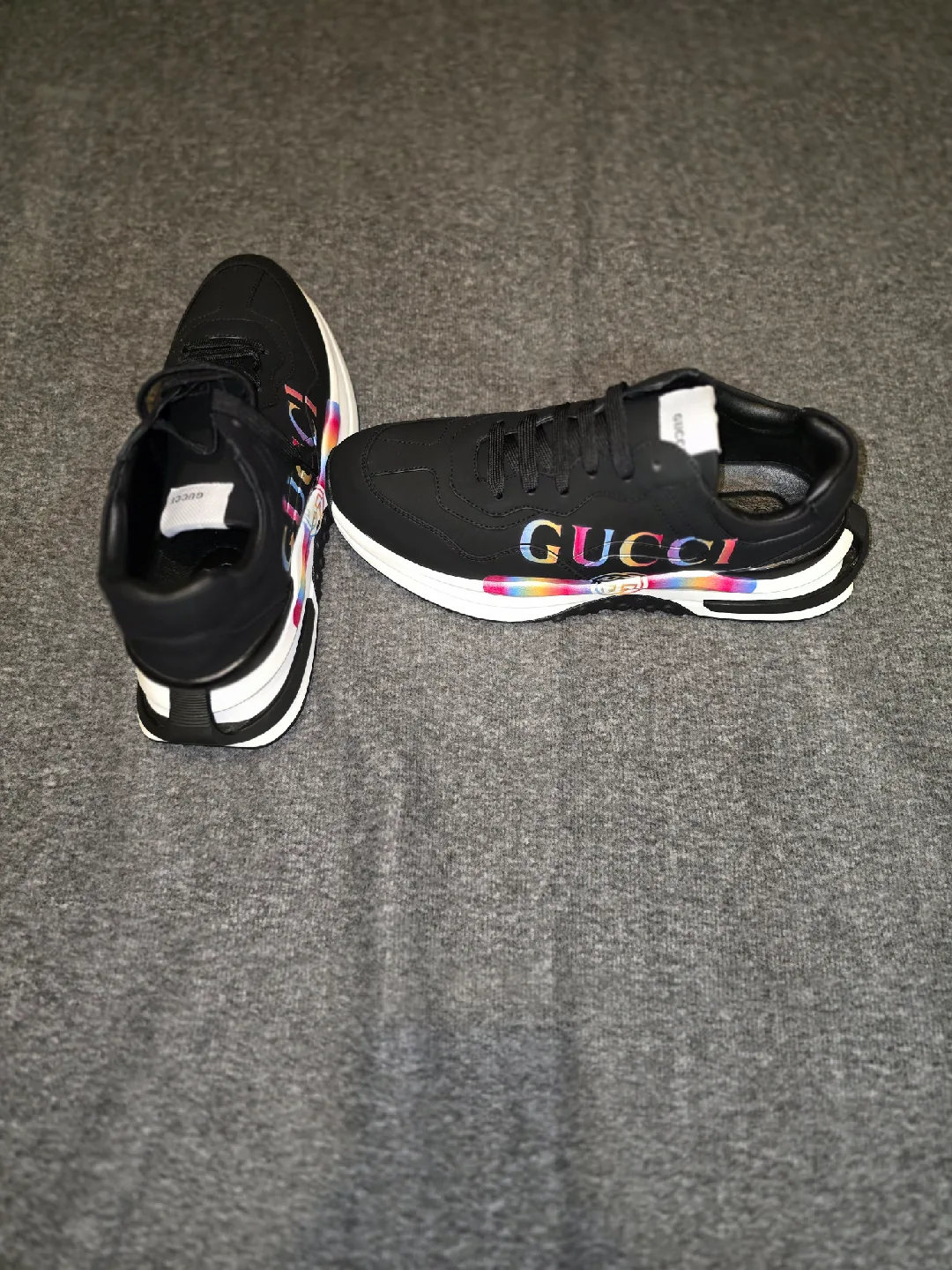 Gucci Black Sneakers image indicator(2)