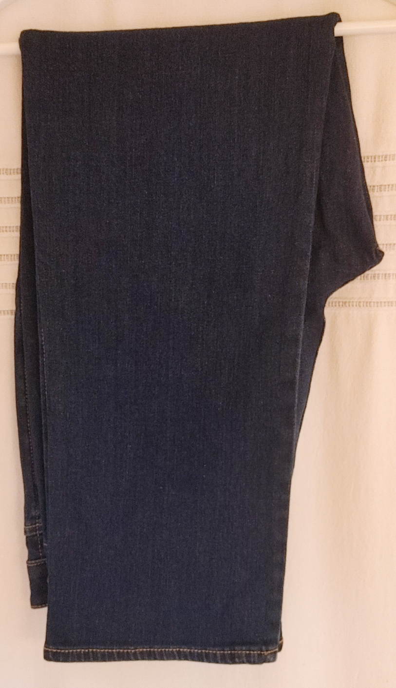 Jordache High Rise Straight Jeans - Size 12