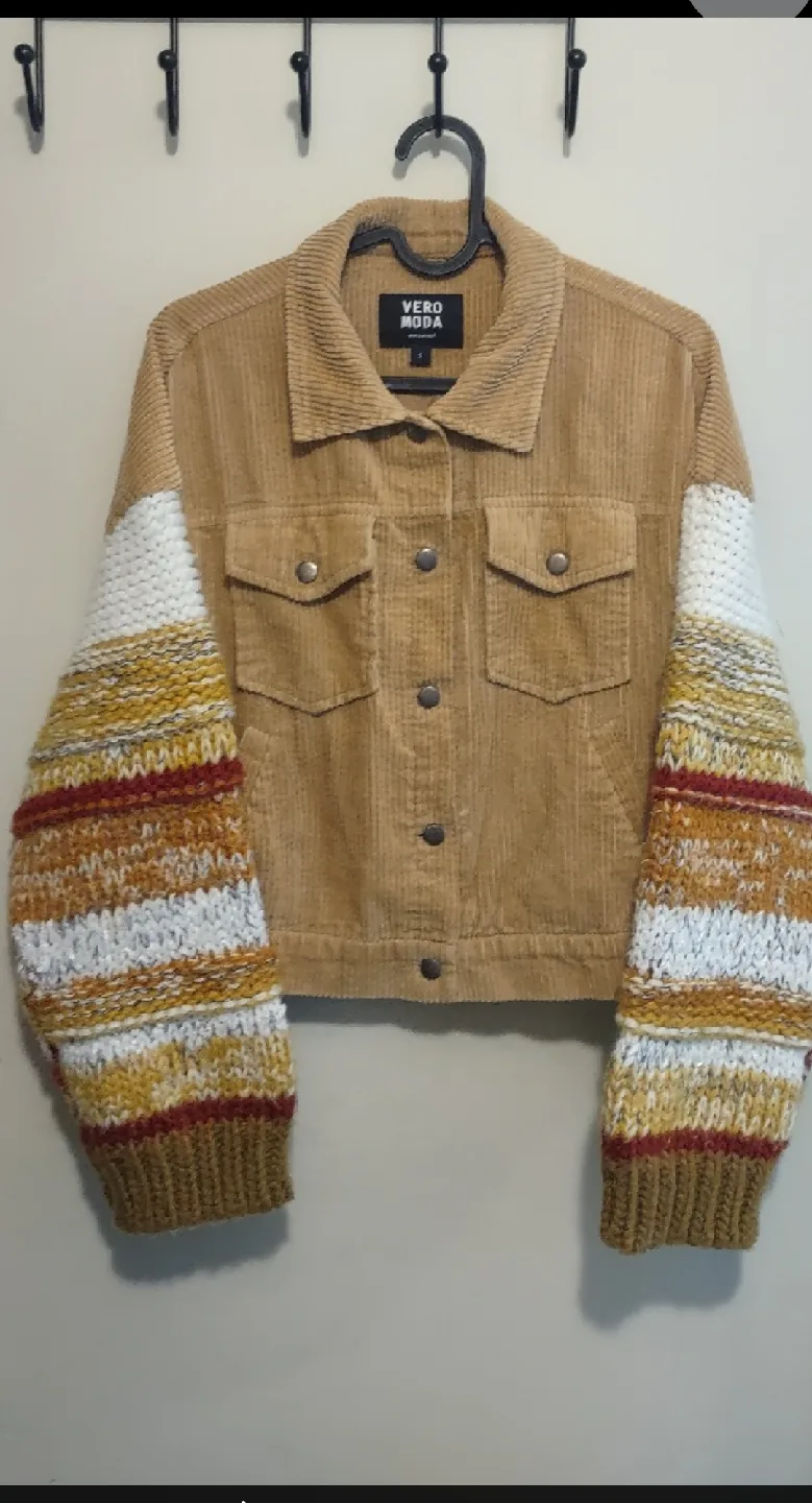 Vero Moda Corduroy Jacket thumbnail