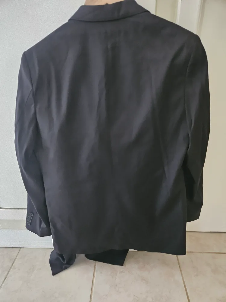 Calvin Klein Mens Small' 2-Piece Formal Suit & Pant Set 20 Long image indicator(6)