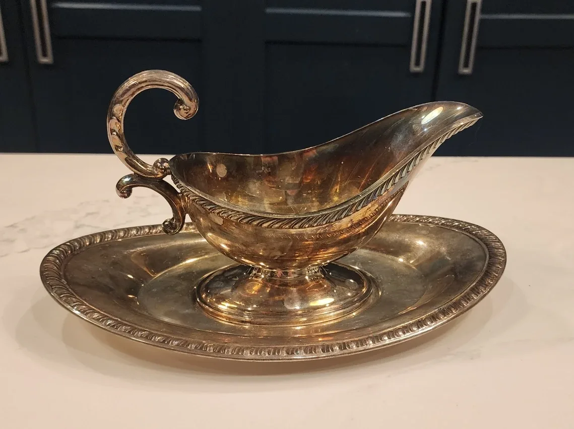 Vintage Silver Gravy Boat with Tray image indicator(2)