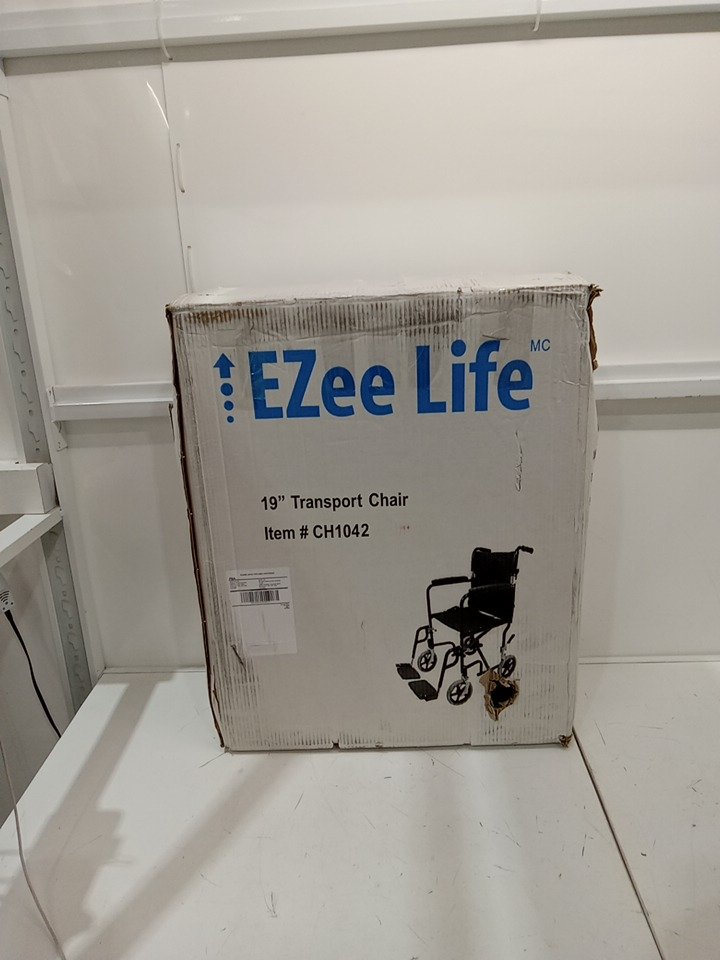 Ezee Life transport chair - 19" - 300lbs capacity - photo 2