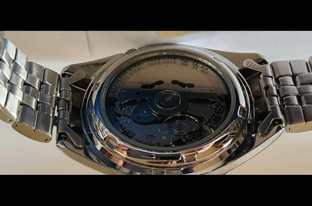 Seiko 5 Automatic 21 Jewels Watch image indicator(3)