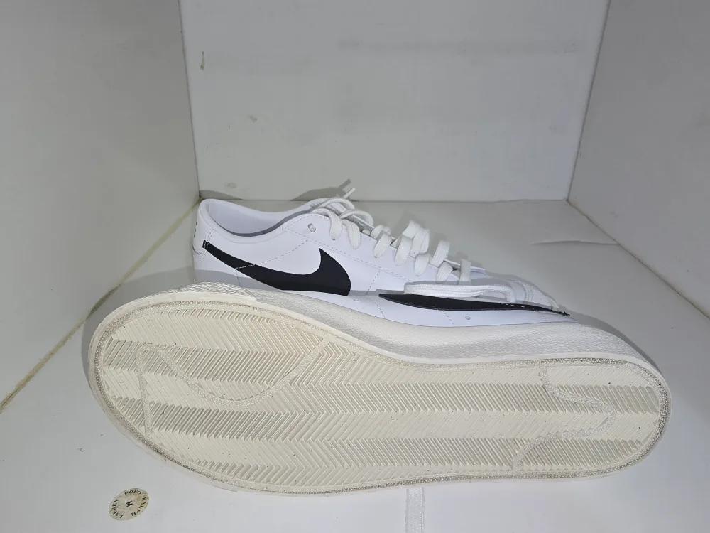 Nike Blazer Low '77 White/Black Sneakers size 10 image indicator(6)