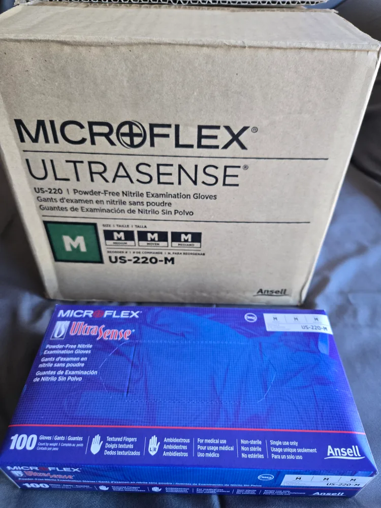 Microflex UltraSense US-220-M Nitrile Exam Gloves image indicator(2)