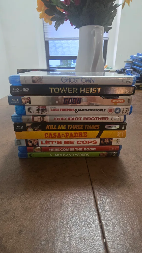 Blu-ray Movies Bundle image indicator(2)