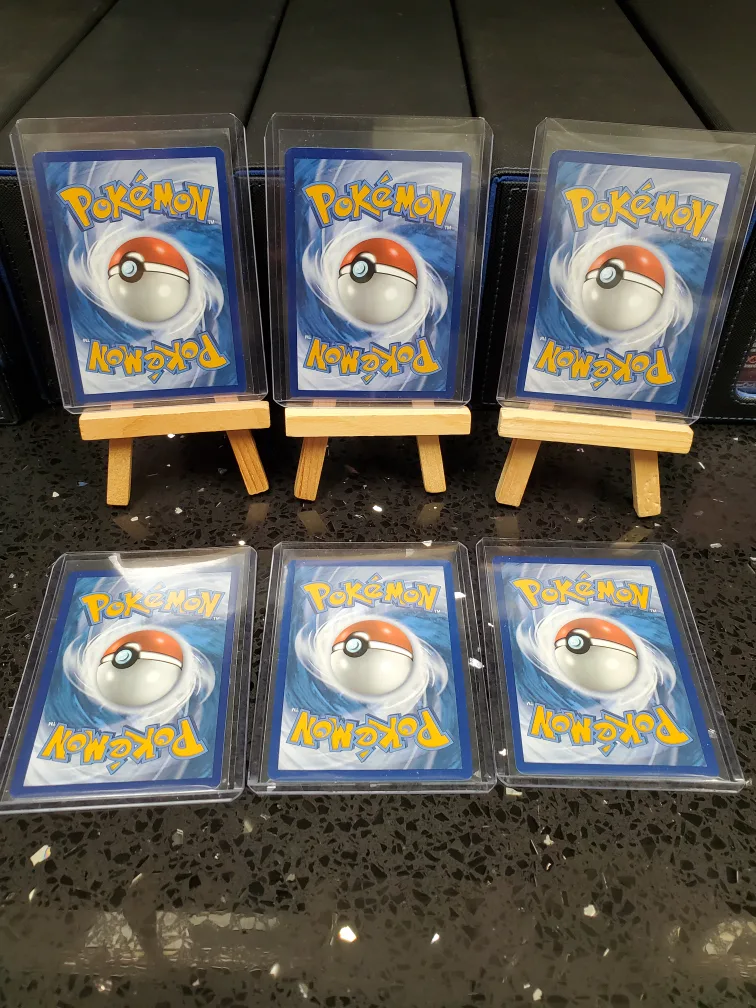 Pokemon Cards image indicator(2)