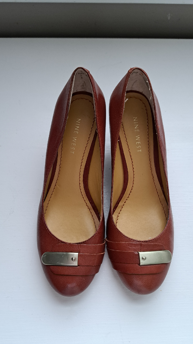 Nine West Brown Leather Wedge Heel - Size 5