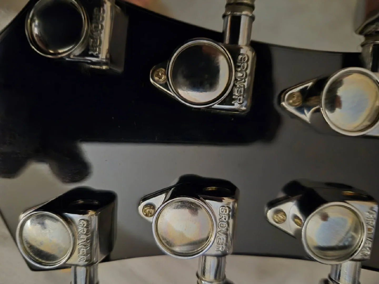 Greg Bennett D-1/BK Acoustic Guitar with Case image indicator(3)