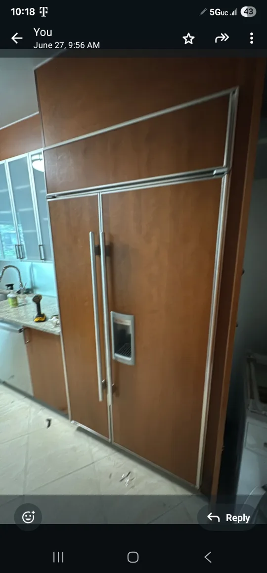 Sub-Zero Refrigerator 42 image indicator(2)