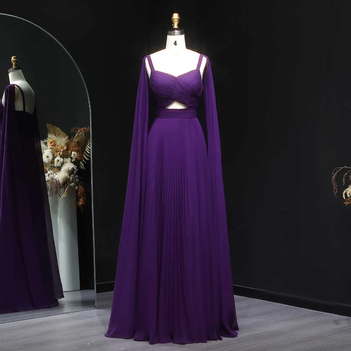 Elegant Formal Gowns image indicator(10)