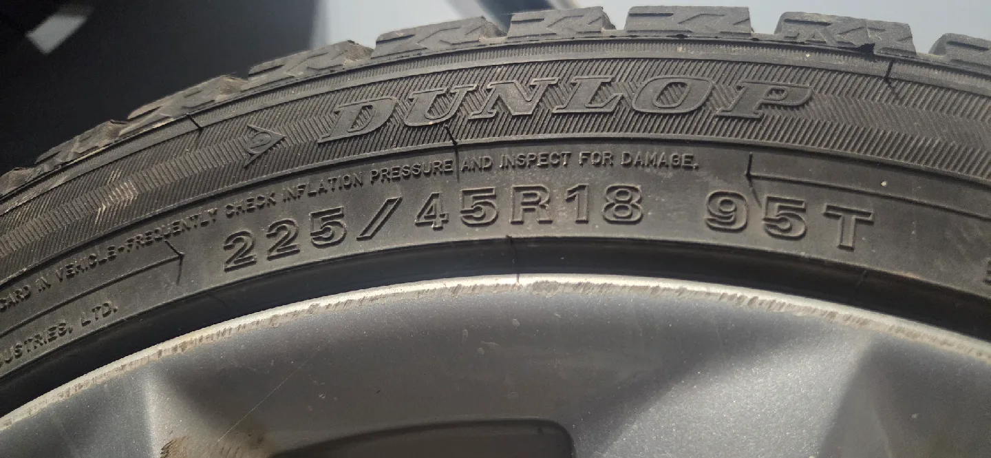 BMW Wheels with Dunlop Winter Tires - 225/45R18 image indicator(3)