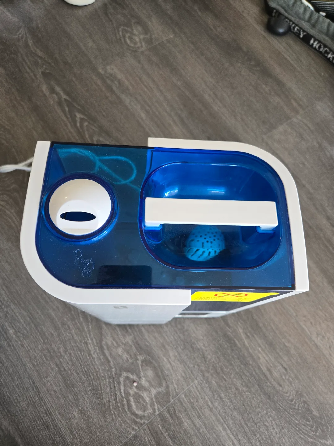 Crane Humidifier - White & Blue image indicator(2)