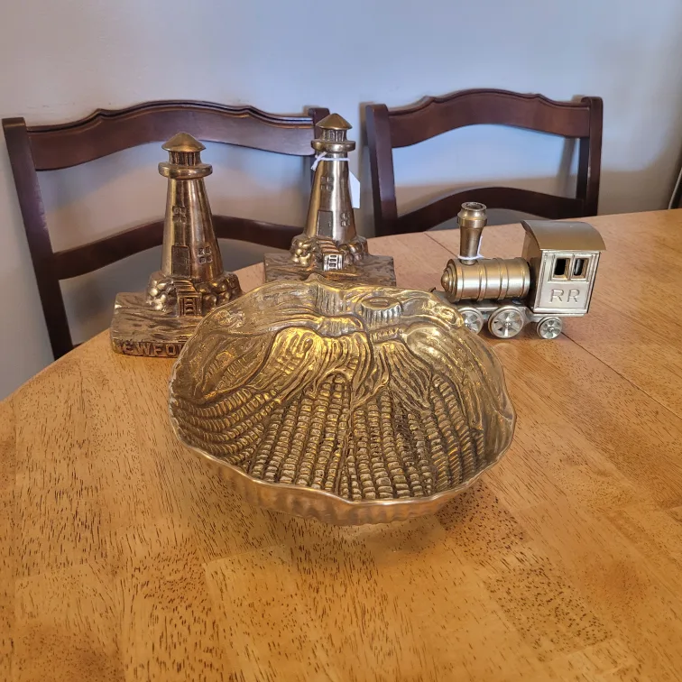 Lot of 4 Vintage Brass Items 30.00 each item or all 4 for 90.00 image indicator(10)