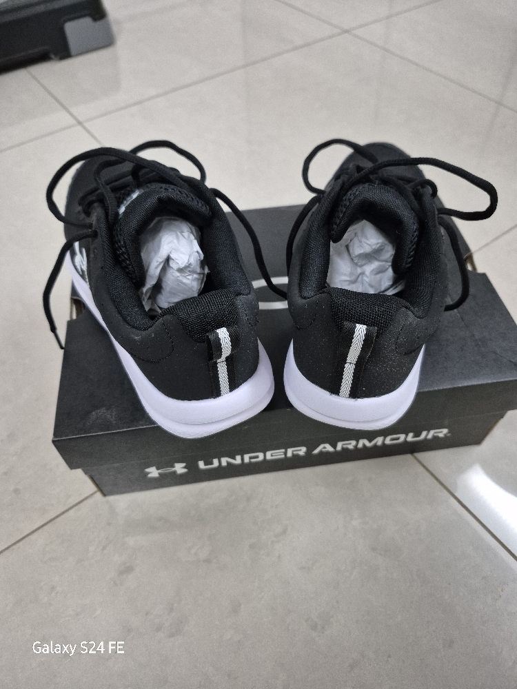 Under Armour Charged Assert 9 Black Running Shoes - Size 10 - photo 3