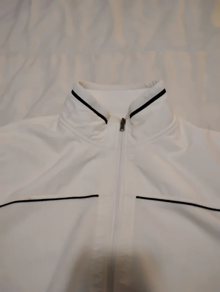 vintage Tommy Hilfiger bomber jacket size L image indicator(6)