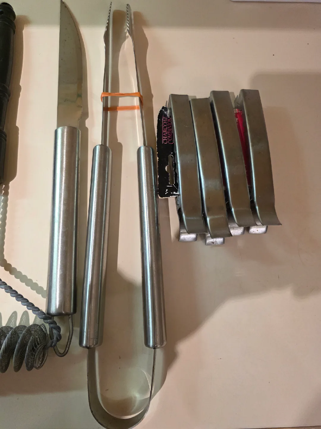 BBQ Tool Set - Spatula, Brush, Knife, Tongs image indicator(2)